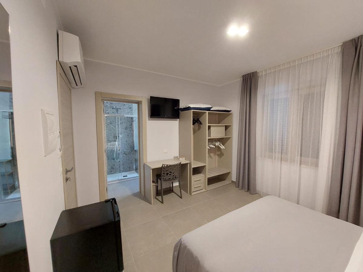 Отель Residenza Elba - Charme House Термоли Экстерьер фото