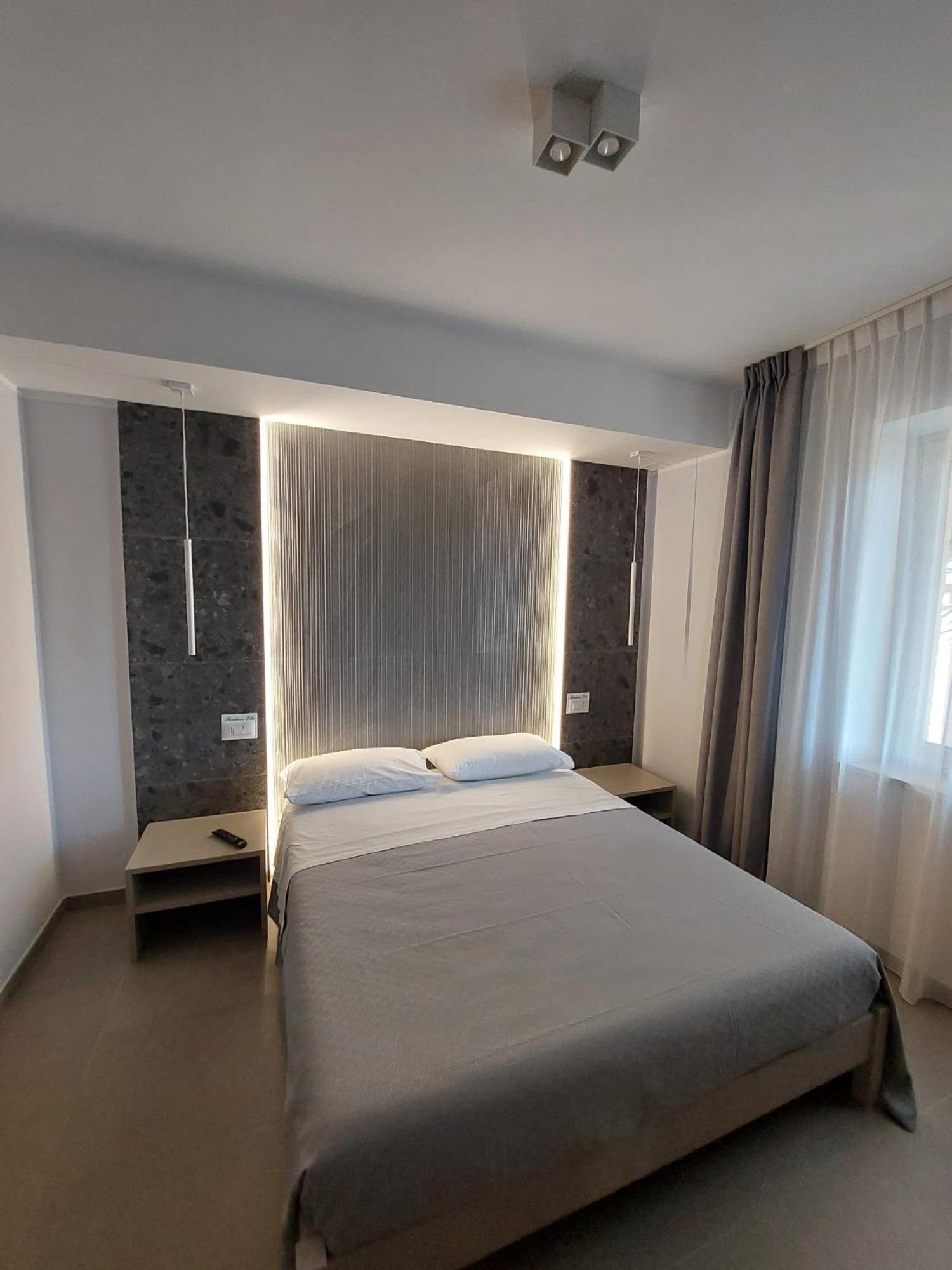 Отель Residenza Elba - Charme House Термоли Экстерьер фото